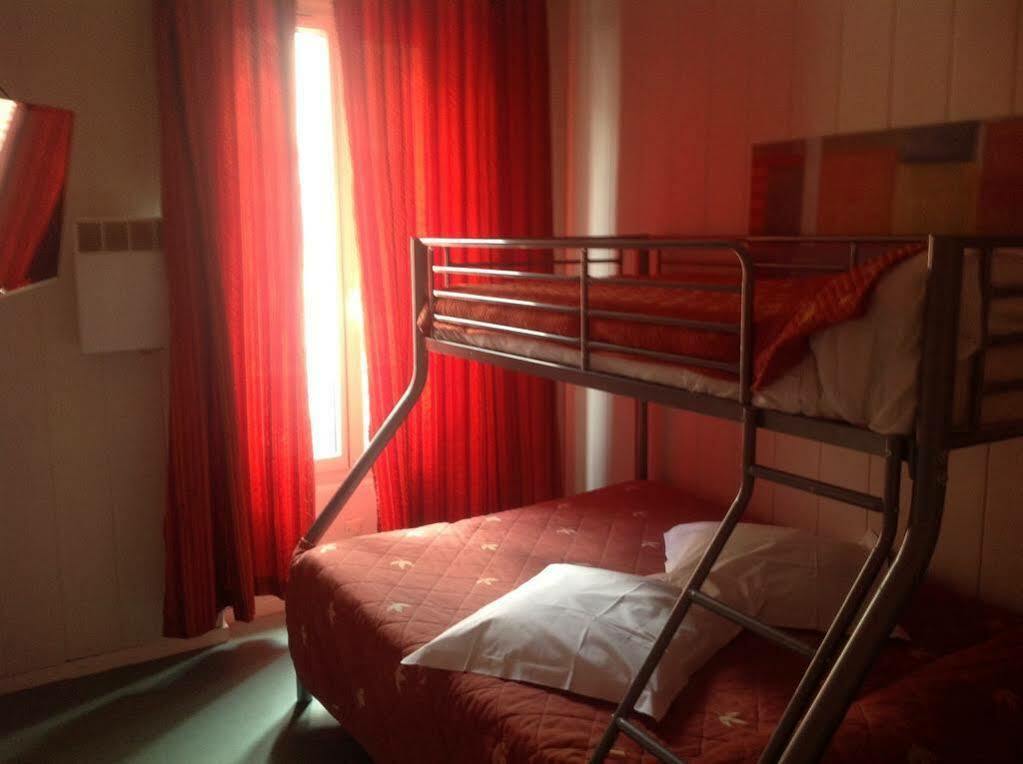Untalented Hotel - Villette Paris Ngoại thất bức ảnh